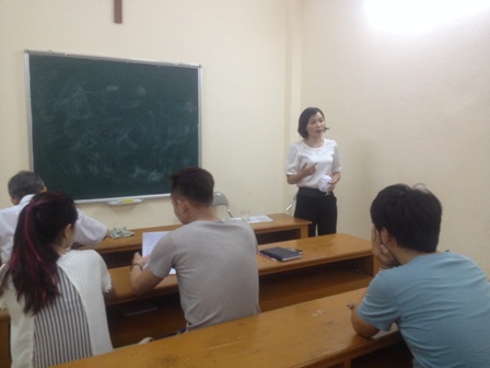 Caritas Hải Phòng: truyền thông kiến thức cơ bản về HIV cho học viên lớp giáo lý hôn nhân tại Giáo xứ An Hải
