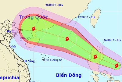 Bão Pakhar liên tục tăng cấp hướng vào Biển Đông