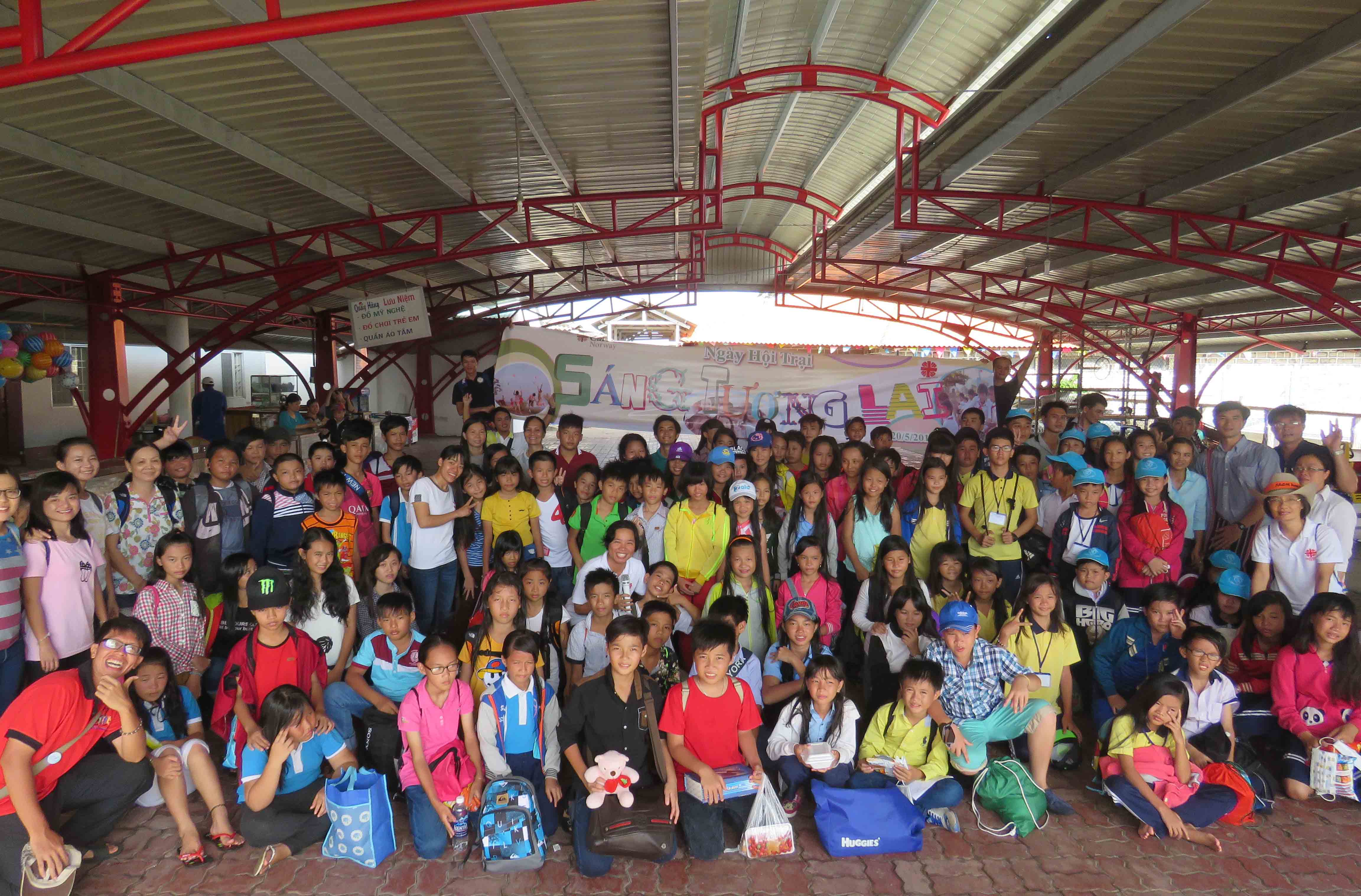 Promotion of education for poor migrant children in urban areas