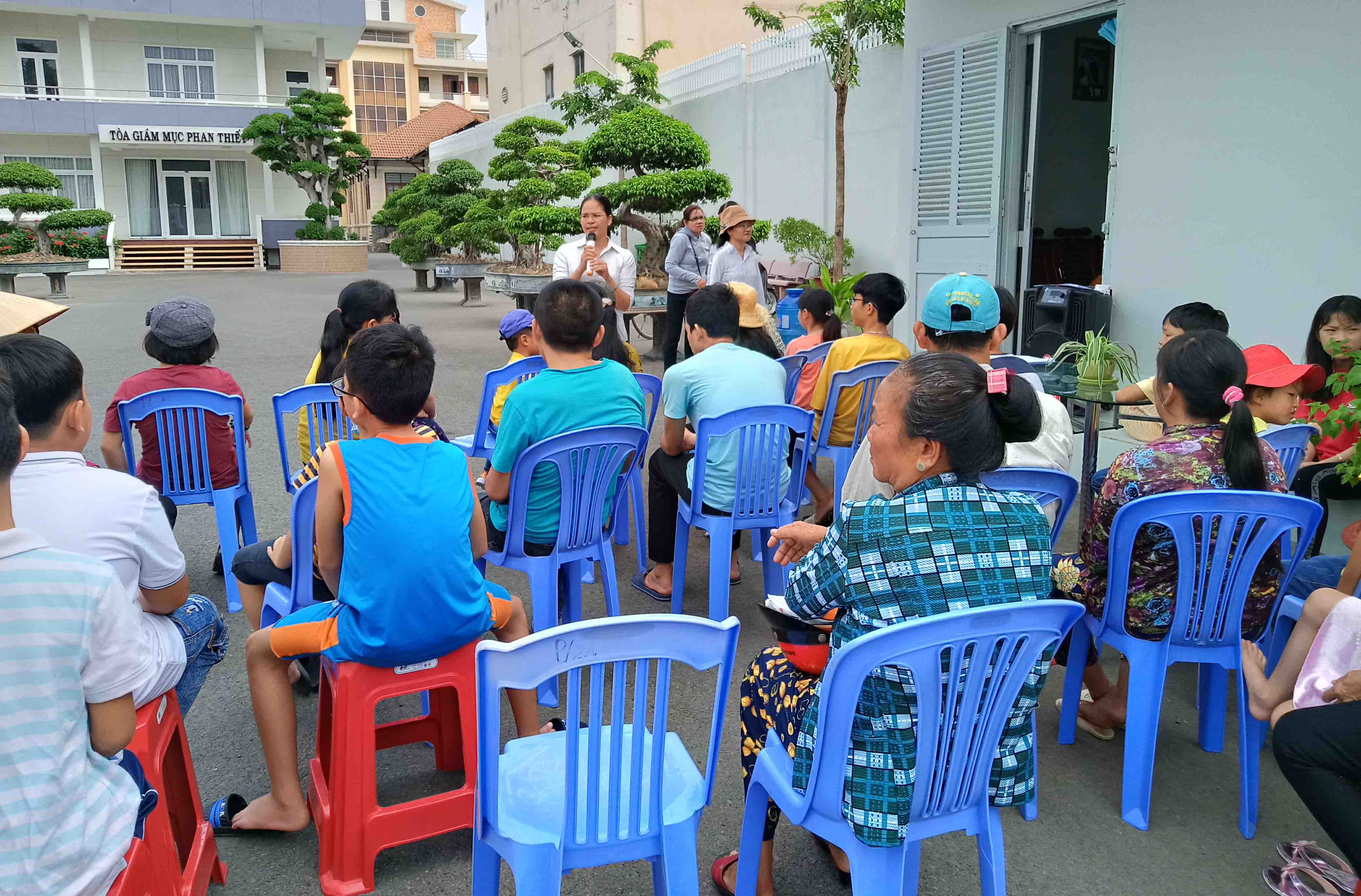 Caritas Phan Thiết: Tổ chức vui Trung Thu cho trẻ OVC - Trẻ khiếm thị