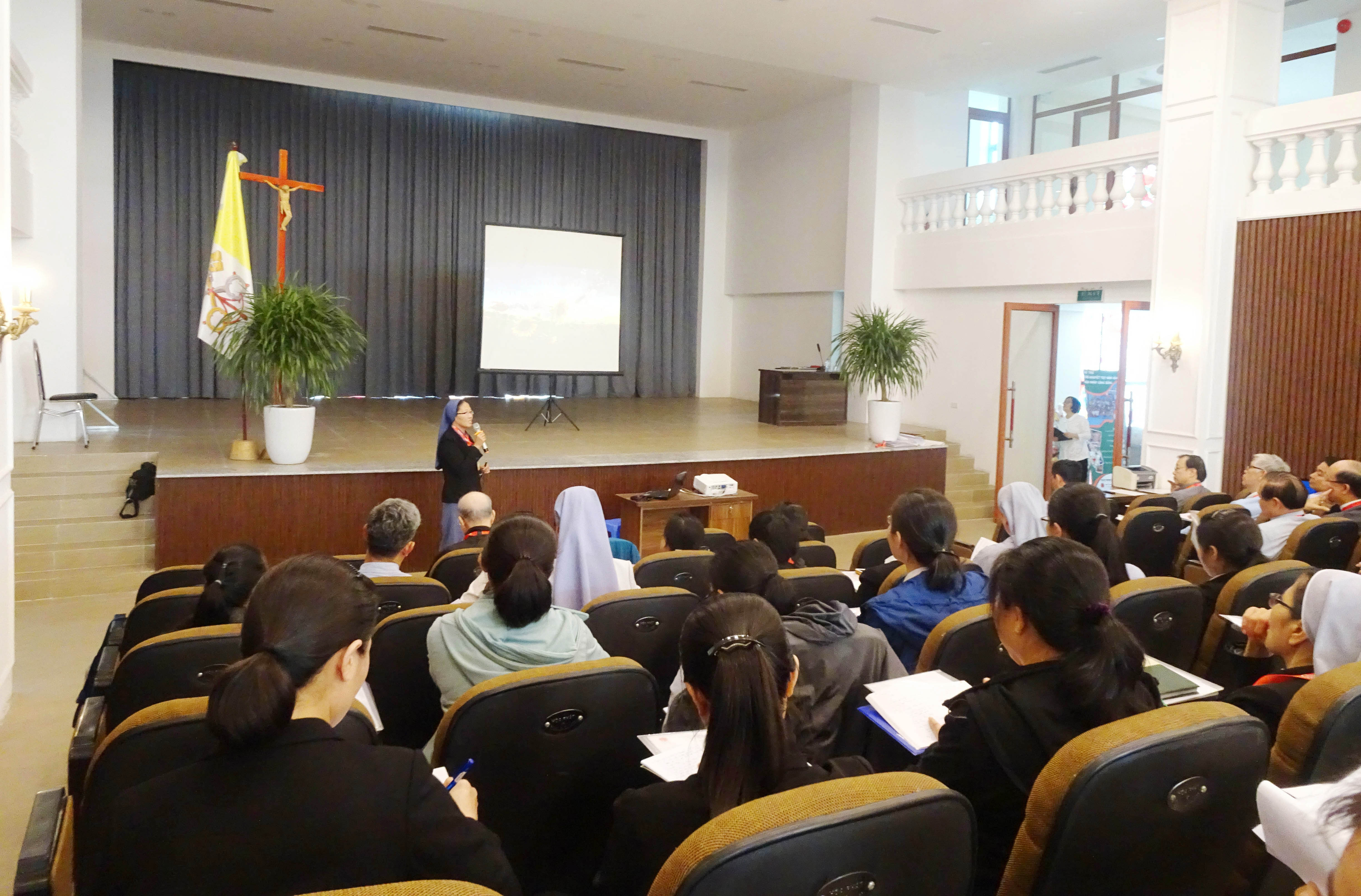 Caritas Việt Nam: Hội thảo tổng kết dự án (2017-2019) và triển khai dự án mới (2020 – 2022) “Hỗ trợ người khuyết tật và người có H hòa nhập cộng đồng”