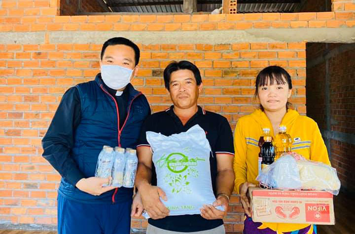 Caritas Mỹ Tho: Đồng hành với người nghèo vượt qua đại dịch Covid-19