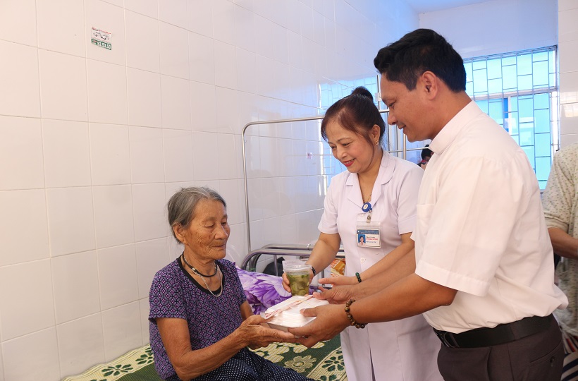 Lm. Gioan Baotixita Nguyễn Huy Tuấn: Một Con Người Với Những Bước Chân Không Mỏi