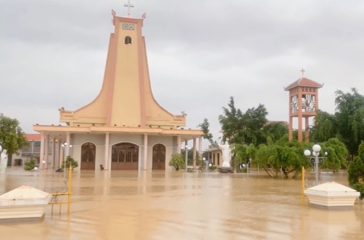 Tình Hình Lũ Lụt Tại Tổng Giáo Phận Huế