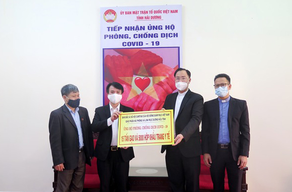 Caritas Việt Nam, Caritas Hải Phòng và giáo xứ Hải Dương chung tay ủng hộ chống dịch Covid-19 tại thành phố Chí Linh