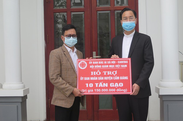 Caritas Việt Nam tiếp tục chung tay ủng hộ chống dịch Covid-19 tại tỉnh Hải Dương