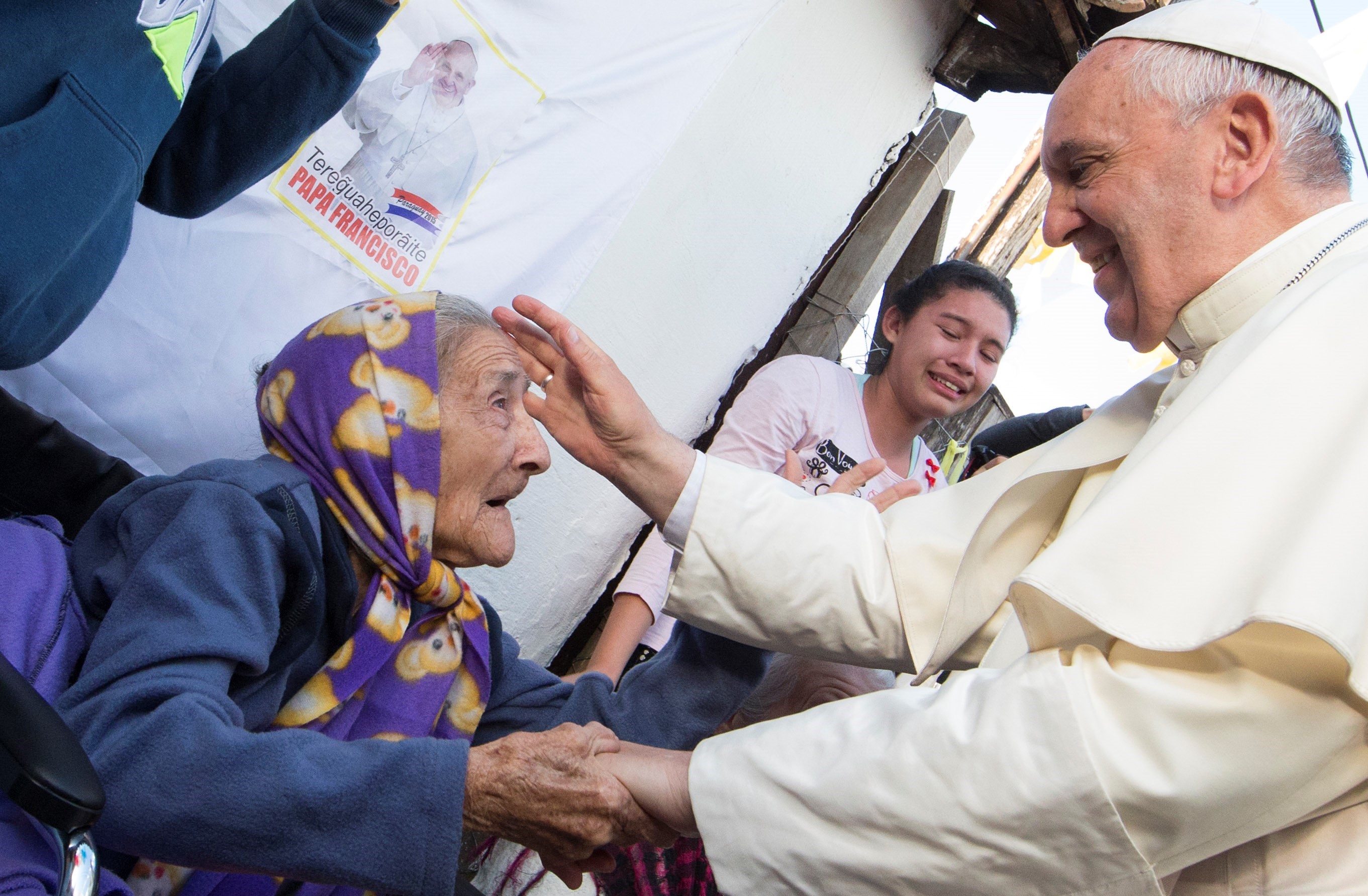 Thư Caritas - Tháng 7/2021: Chăm Sóc Ông Bà và Người Cao Tuổi