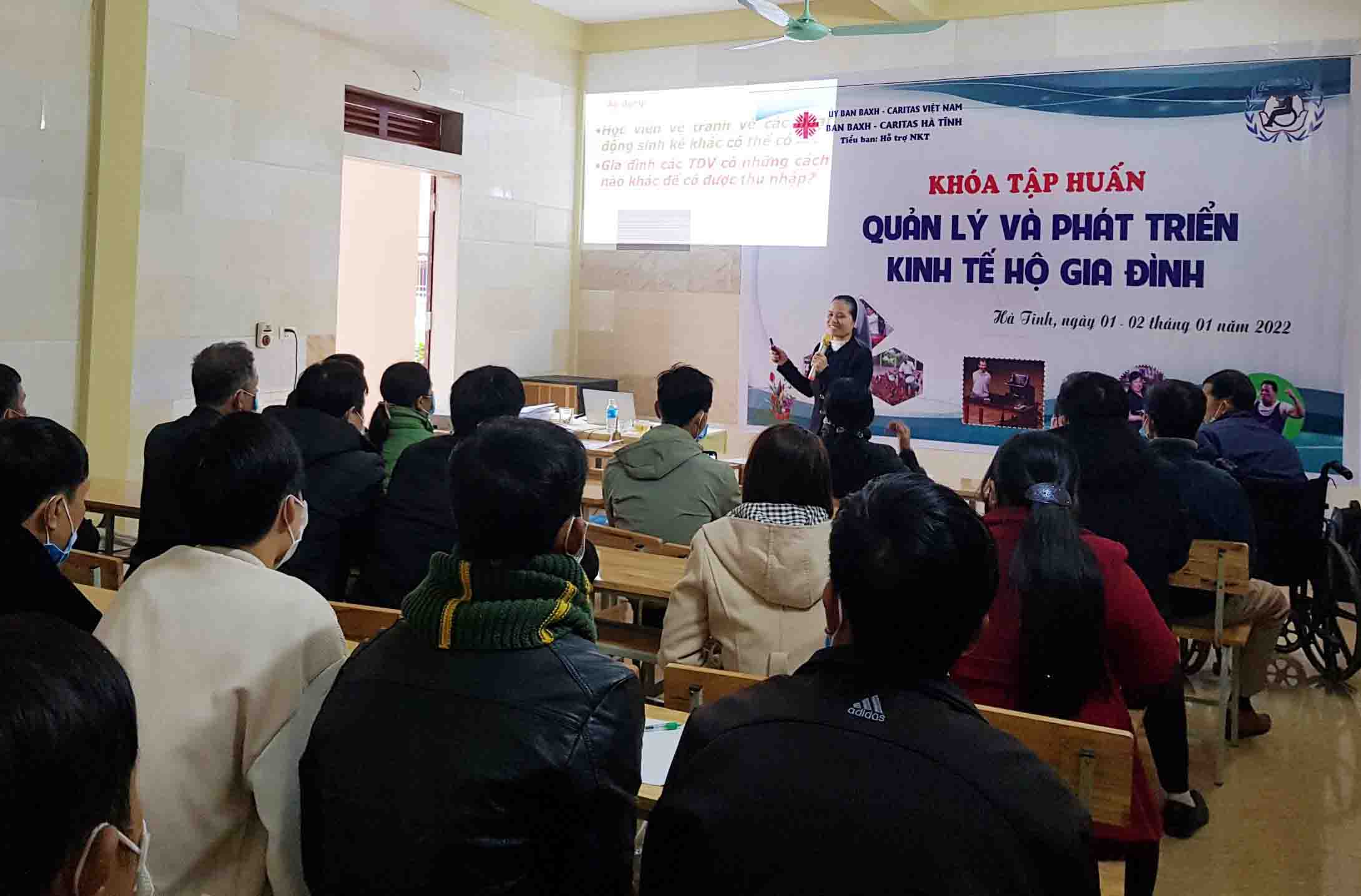 Caritas Hà Tĩnh: Khóa tập huấn “Quản Lý và Phát Triển Kinh Tế Hộ Gia Đình” cho Người khuyết tật