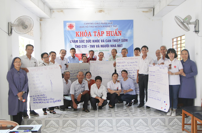 Caritas Huế: Khóa tập huấn “Chăm sóc sức khỏe – can thiệp sớm cho trẻ khuyết tật”