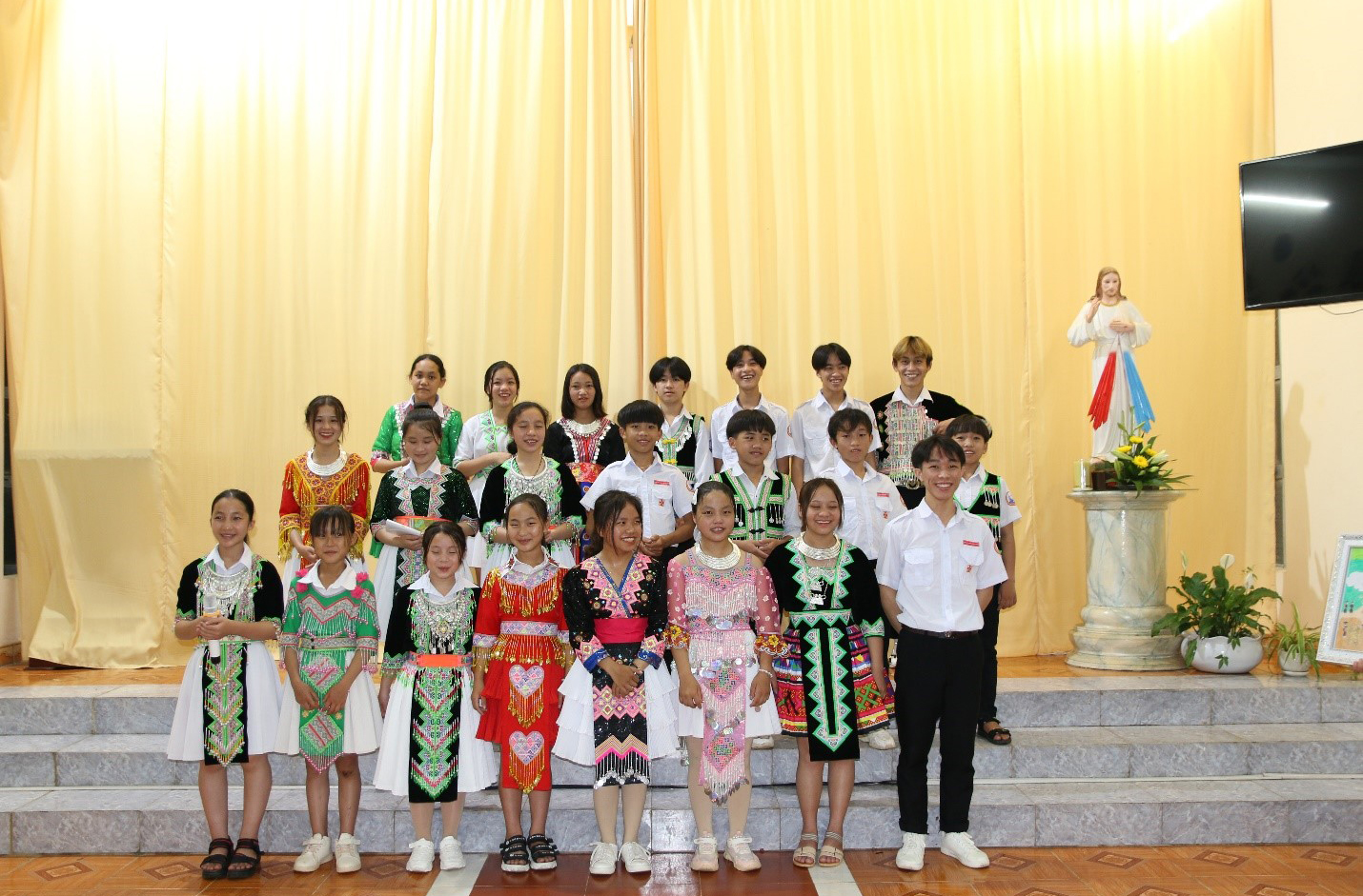 Caritas Việt Nam: Ban Khuyến Học – Hành trình yêu thương