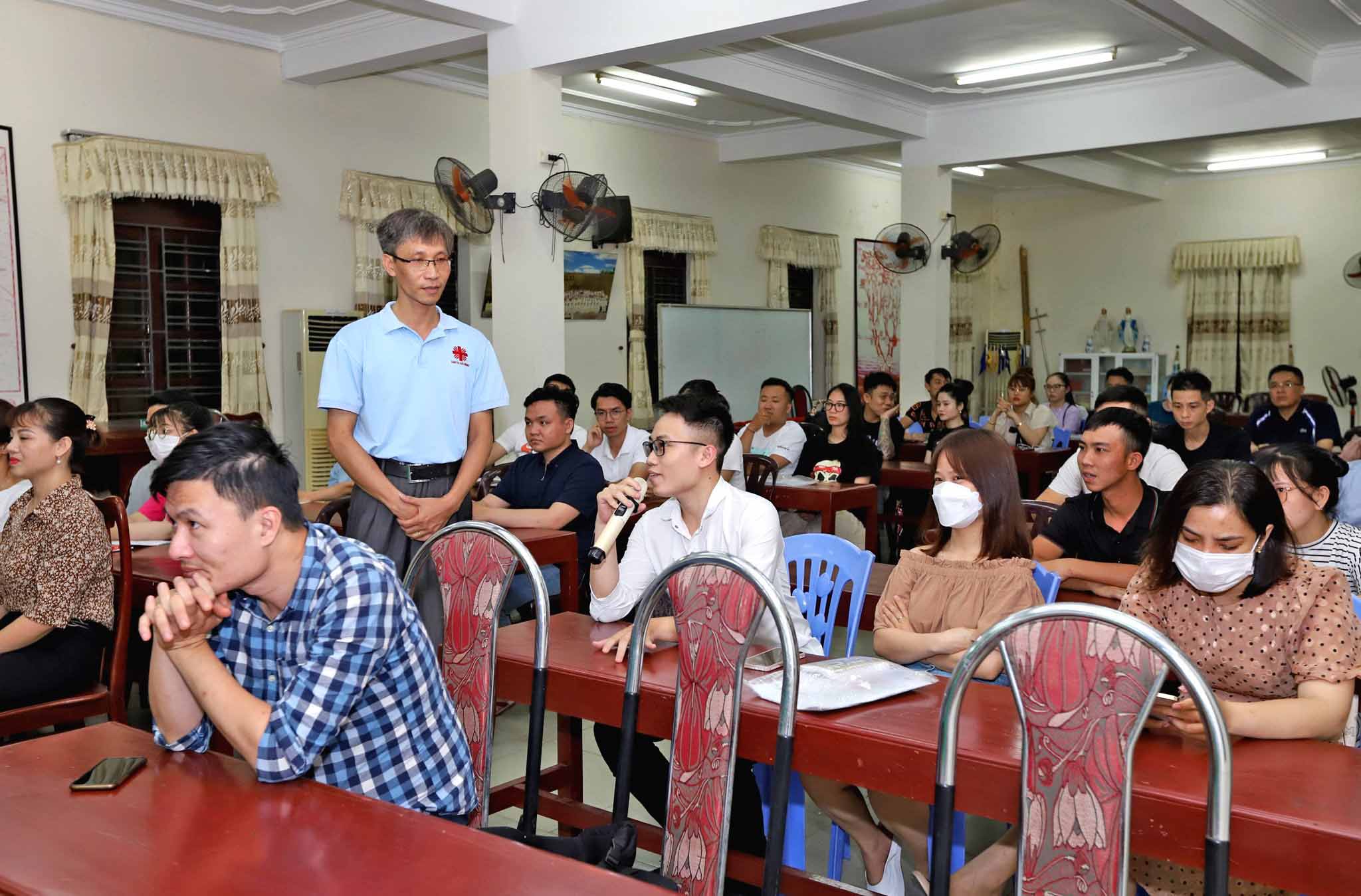 Caritas Hải Phòng: Truyền thông về Di cư an toàn và Phòng chống buôn người cho học viên lớp Giáo lý hôn nhân và các hội đoàn