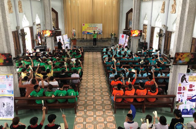 Caritas Hưng Hóa: Truyền thông về di cư an toàn và phòng chống buôn người tại Giáo xứ Yên Khoái
