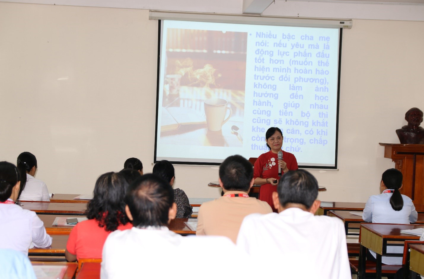 Caritas Việt Nam: Ban Khuyến Học Tập Huấn Đồng Hành VIII