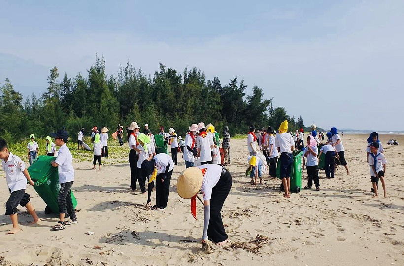 Caritas Thanh Hóa: Chung Tay Bảo Vệ Môi Trường Biển Tại Giáo Xứ Thượng Chiểu