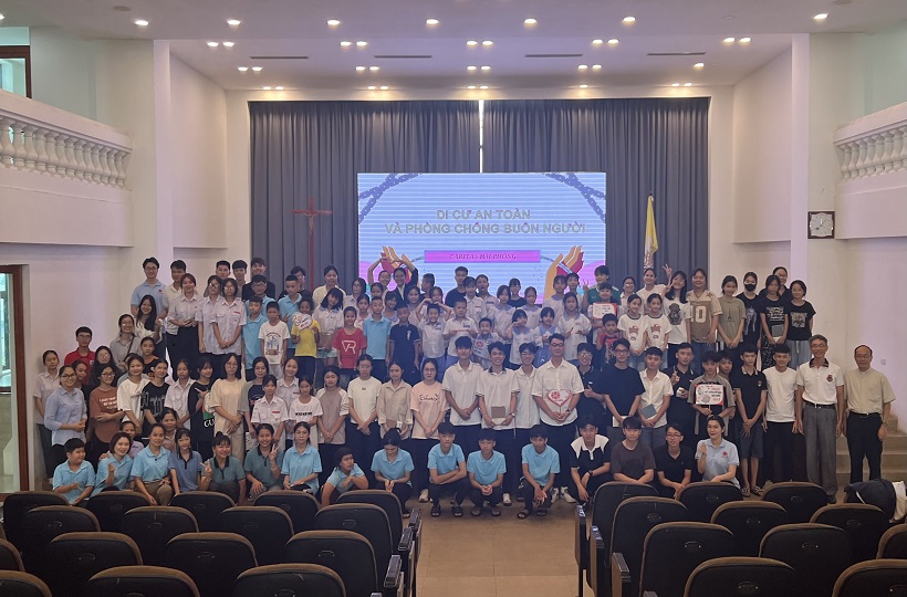 Caritas Hải Phòng: Ngày trại hè dành cho các em học sinh sinh viên có hoàn cảnh khó khăn