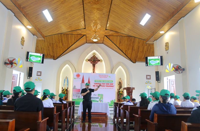 Caritas Huế: Truyền Thông Bảo Vệ Môi Trường Tại Giáo Xứ An Đôn 