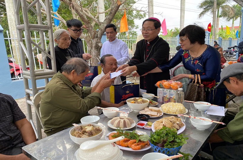 Giáo phận Thái Bình Mừng Xuân Bính Ngọ 2026 Cùng Bệnh Nhân Phong 