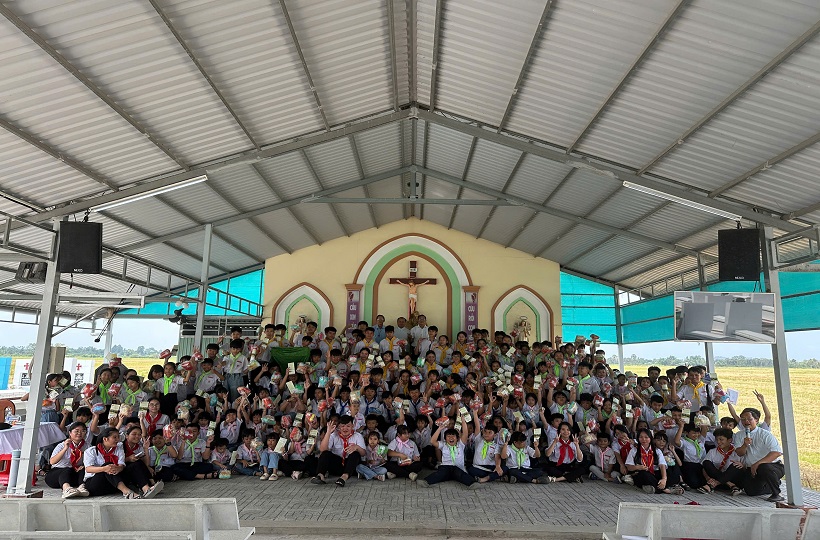 Caritas Long Xuyên: truyền thông về phòng chống buôn người tại giáo xứ Hòa Giang Kiên Lương