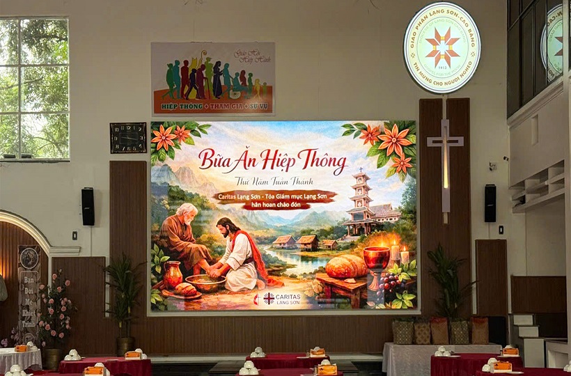 Caritas Lạng Sơn: “Bữa Tiệc Yêu Thương – Dấu Chỉ Hiệp Thông Trong Thứ Năm Tuần Thánh”