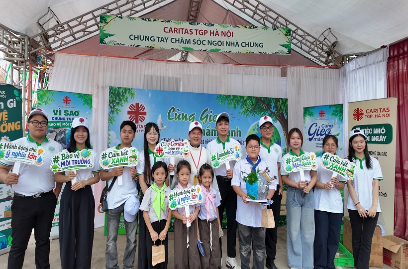 Caritas Hà Nội: Truyền Thông Về Bảo Vệ Môi Trường Tại Lễ Quan Thầy Thiếu Nhi Của Liên Đoàn