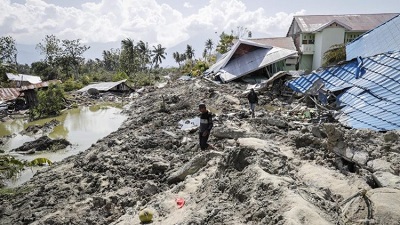 Giáo Hội Công Giáo Indonesia hướng tới các nạn nhân của trận động đất và sóng thần.