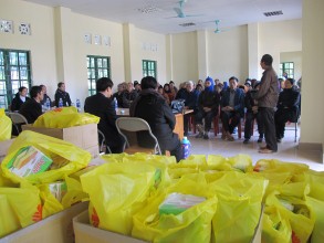 Caritas Hưng Hóa: Chia sẻ niềm vui Giáng sinh với bệnh nhân phong tại Xuân Mai