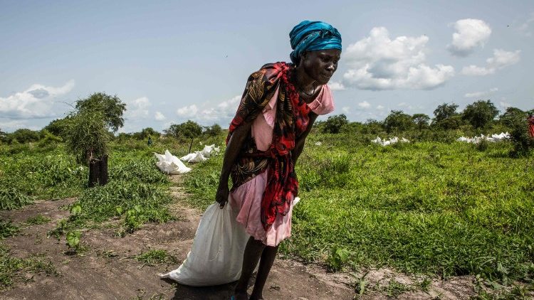 Lòng can đảm của cha Tony O'Riordan, nhà truyền giáo tại Nam Sudan