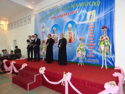 Đại diện Caritas Việt Nam tham dự Thánh lễ Tạ ơn của Đức Tân Tổng Giám Mục Phanxicô Xaviê Lê Văn Hồng