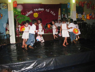 “Vầng Trăng Cổ Tích” Trên Cao Nguyên