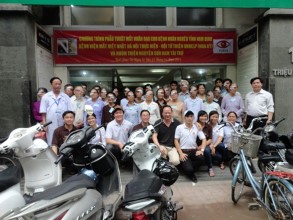 Người dân nghèo Giáo Phận Bùi Chu được sáng mắt